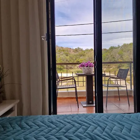 Apartament Valia's Seaside Kalamítsion